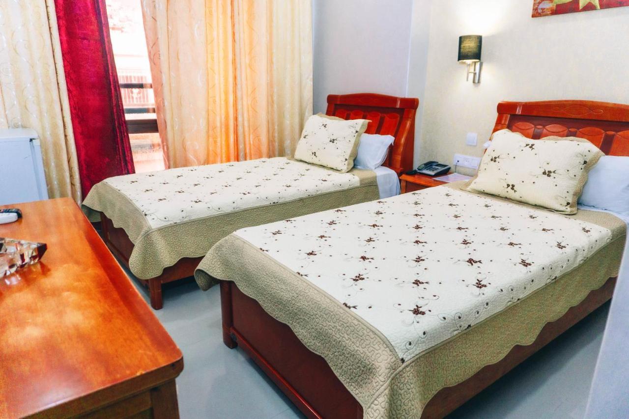 Hotel Atenas Tétouan Dış mekan fotoğraf
